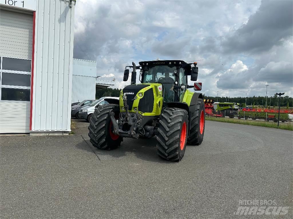CLAAS Axion 870 Tractoren