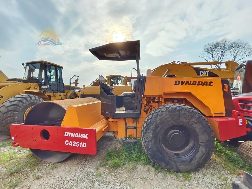 Dynapac CA 251 D Trilrolwalsen