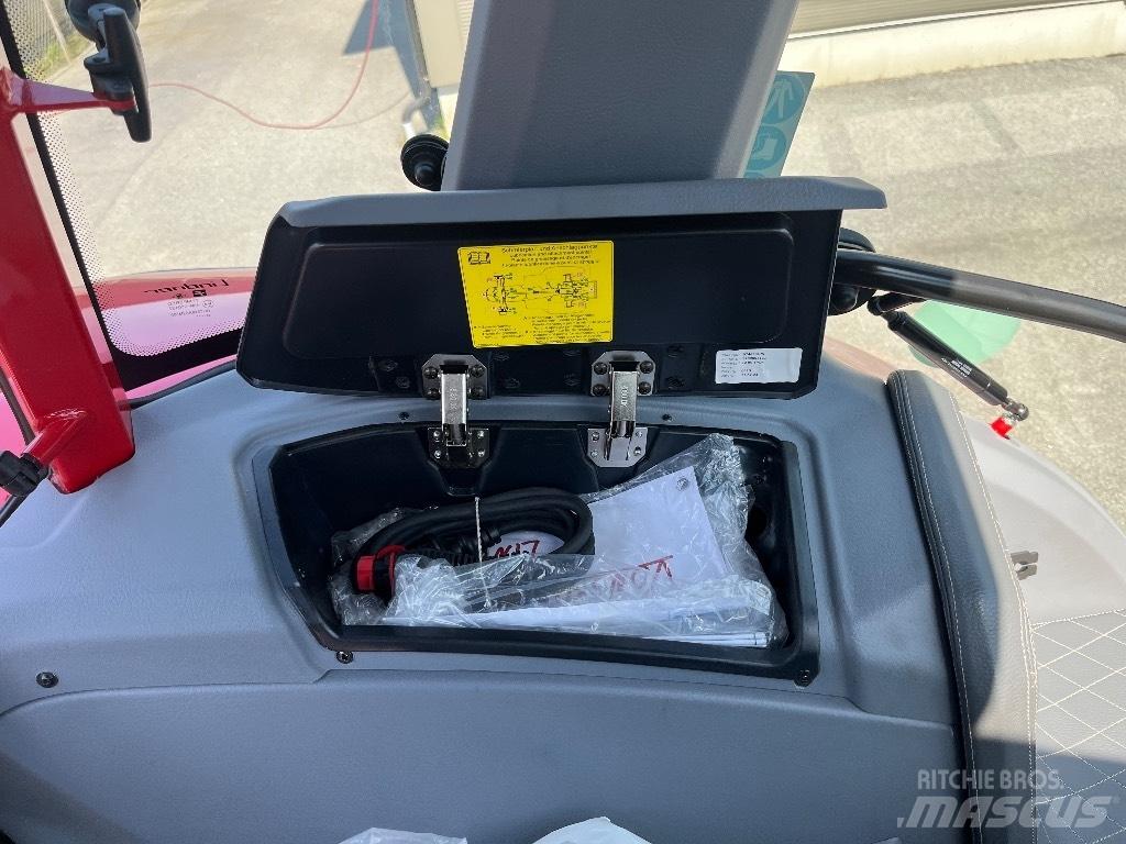 Lindner Lintrac 130 Tractoren