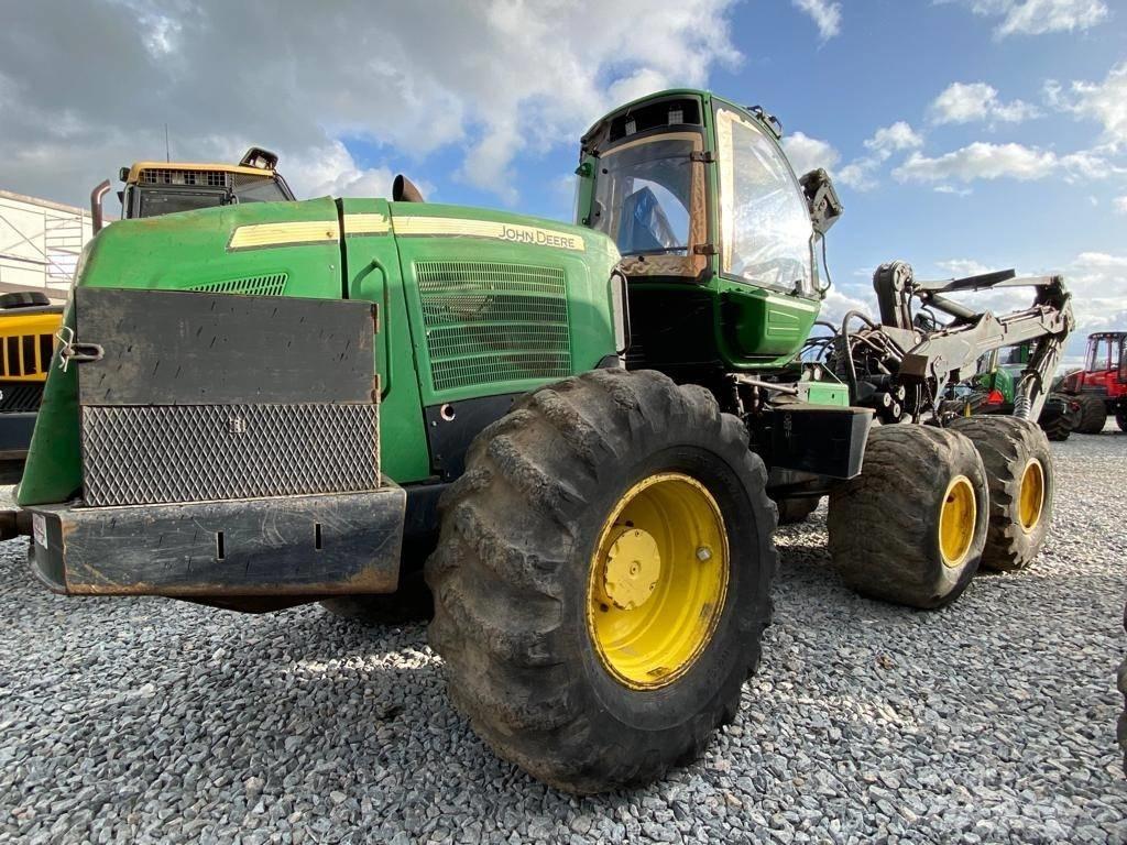 John Deere 1470 E Harvesters