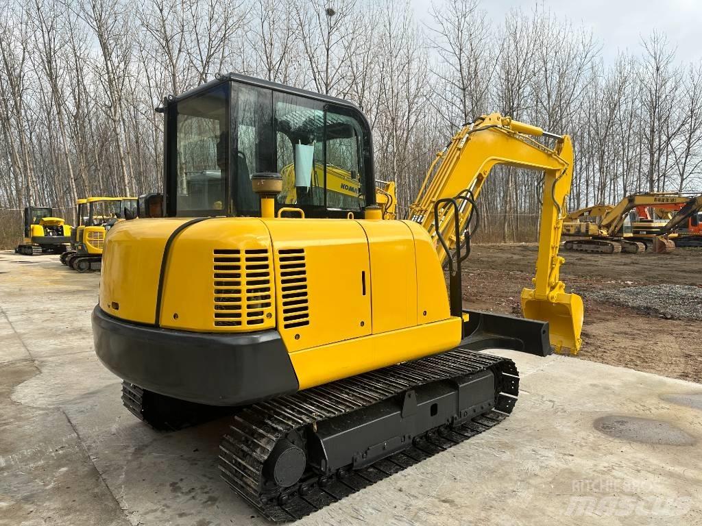 Komatsu PC56 Rupsgraafmachines