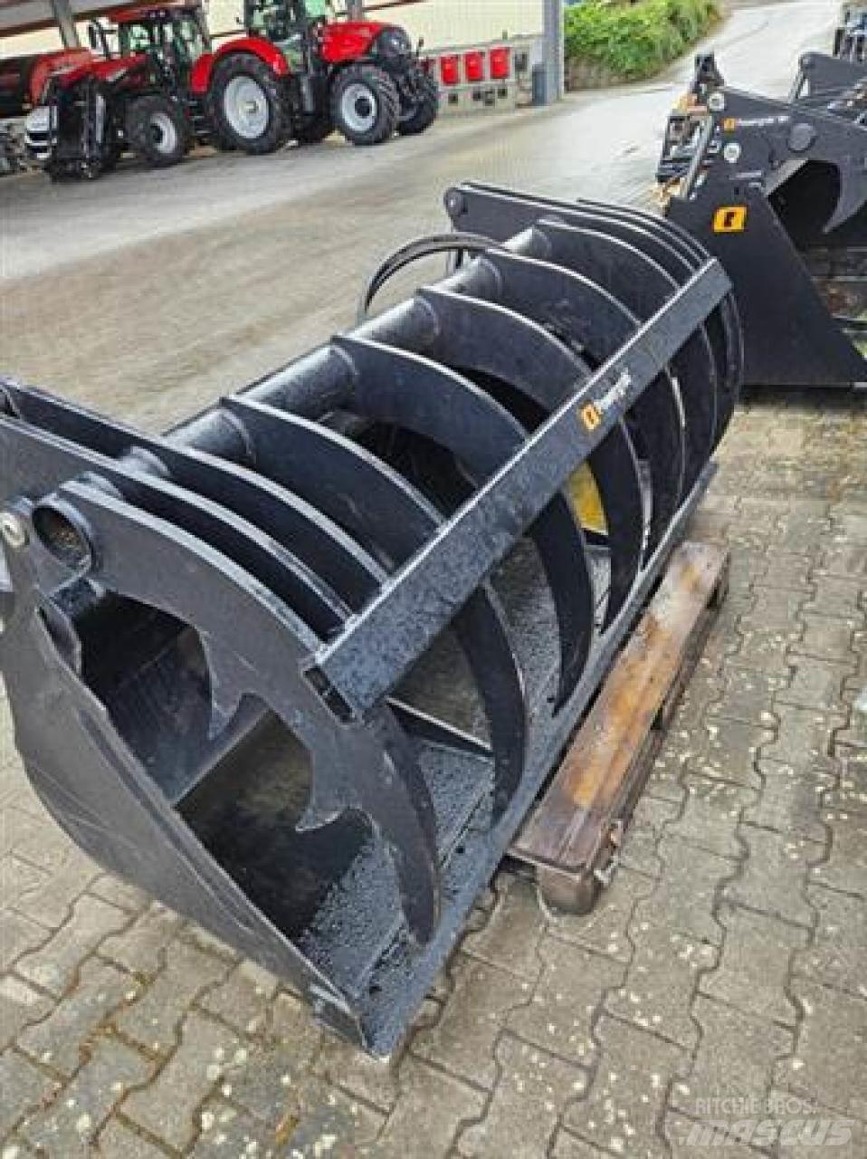 Ålö Powergrab 210 Tractoren