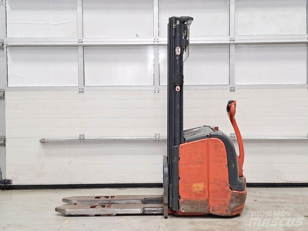 Linde L14 Meeloop stapelaar