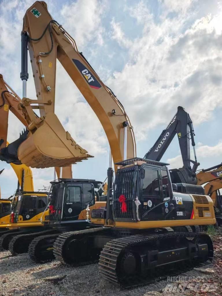 CAT 330 Rupsgraafmachines