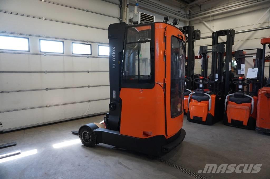 Toyota RRE160HR Reachtruck voor hoog niveau
