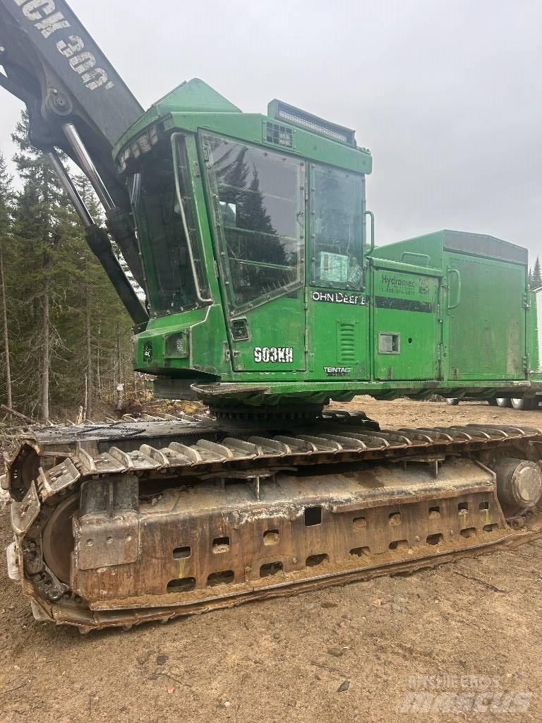 John Deere 903 K Harvesters