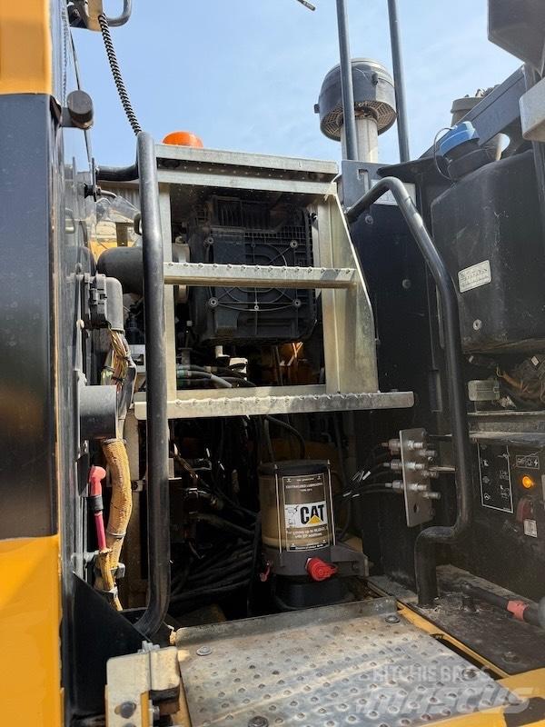 CAT M314F Wielgraafmachines