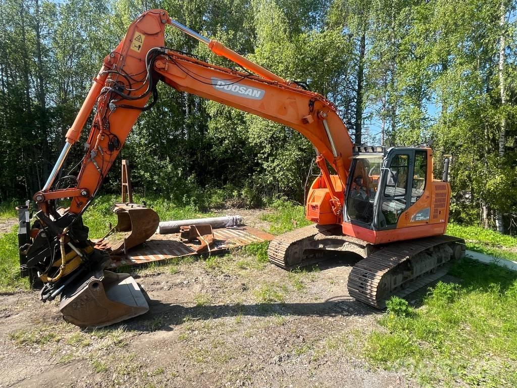 Doosan 235 LCR Rupsgraafmachines
