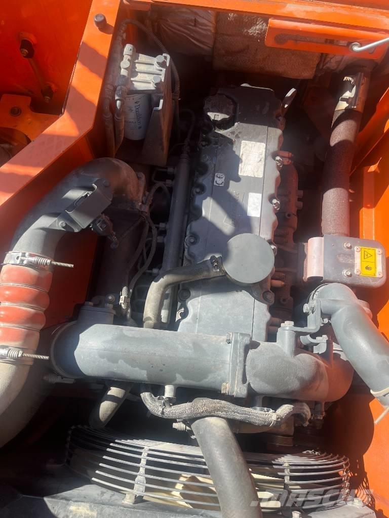 Doosan 235 LCR Rupsgraafmachines