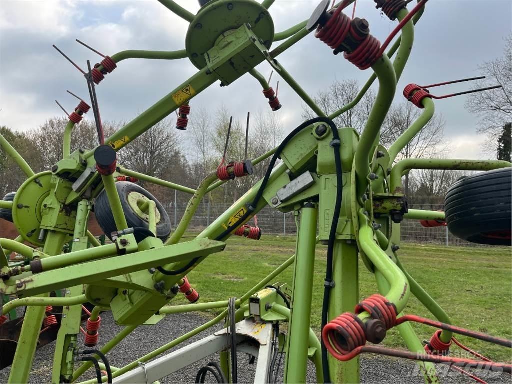 CLAAS VOLTO 770 Schudders