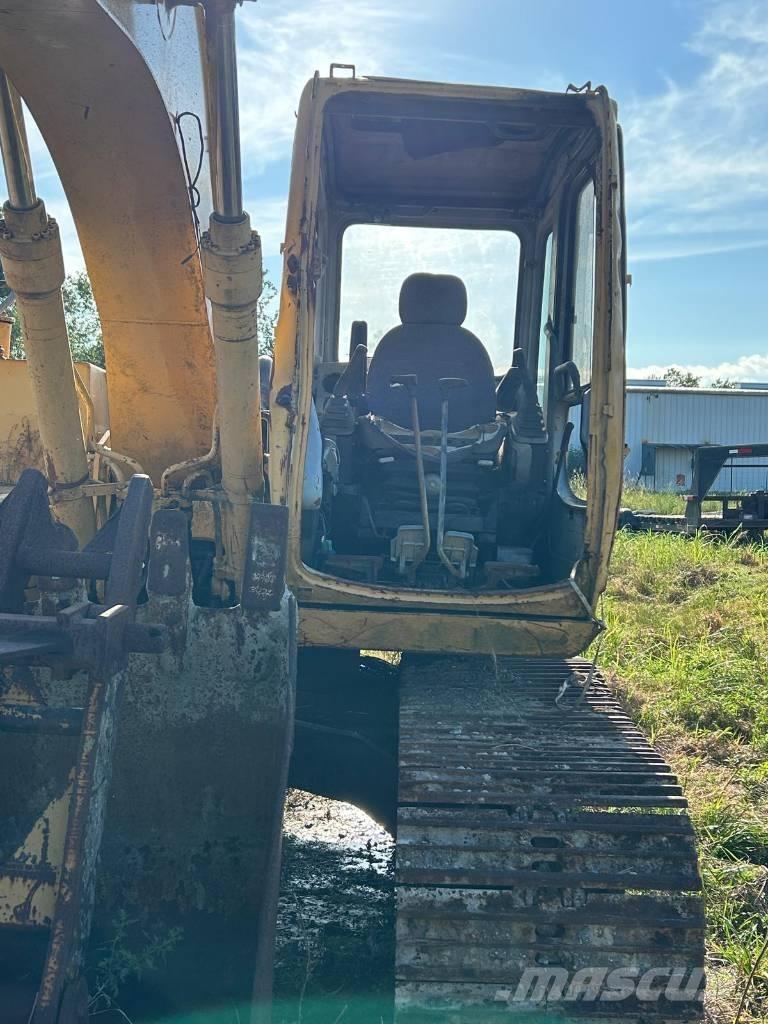 John Deere 120 Rupsgraafmachines