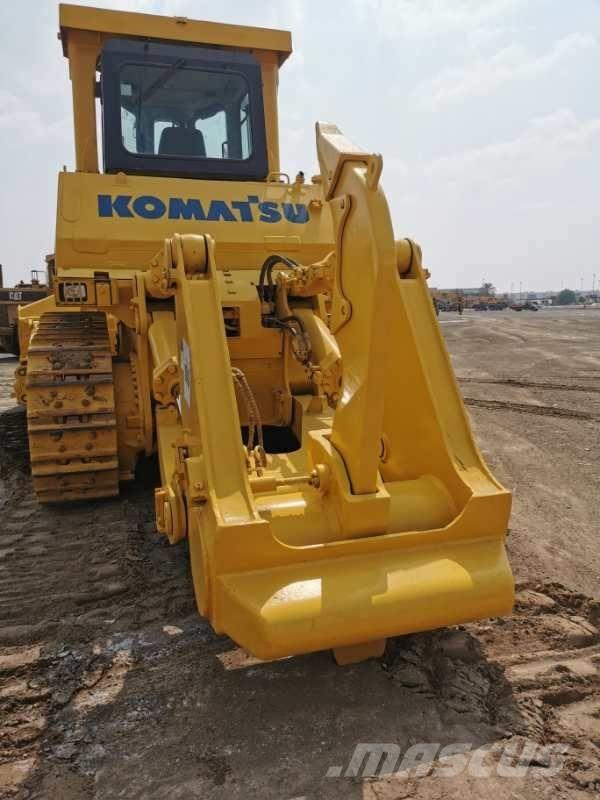 Komatsu d375a Rupsdozers