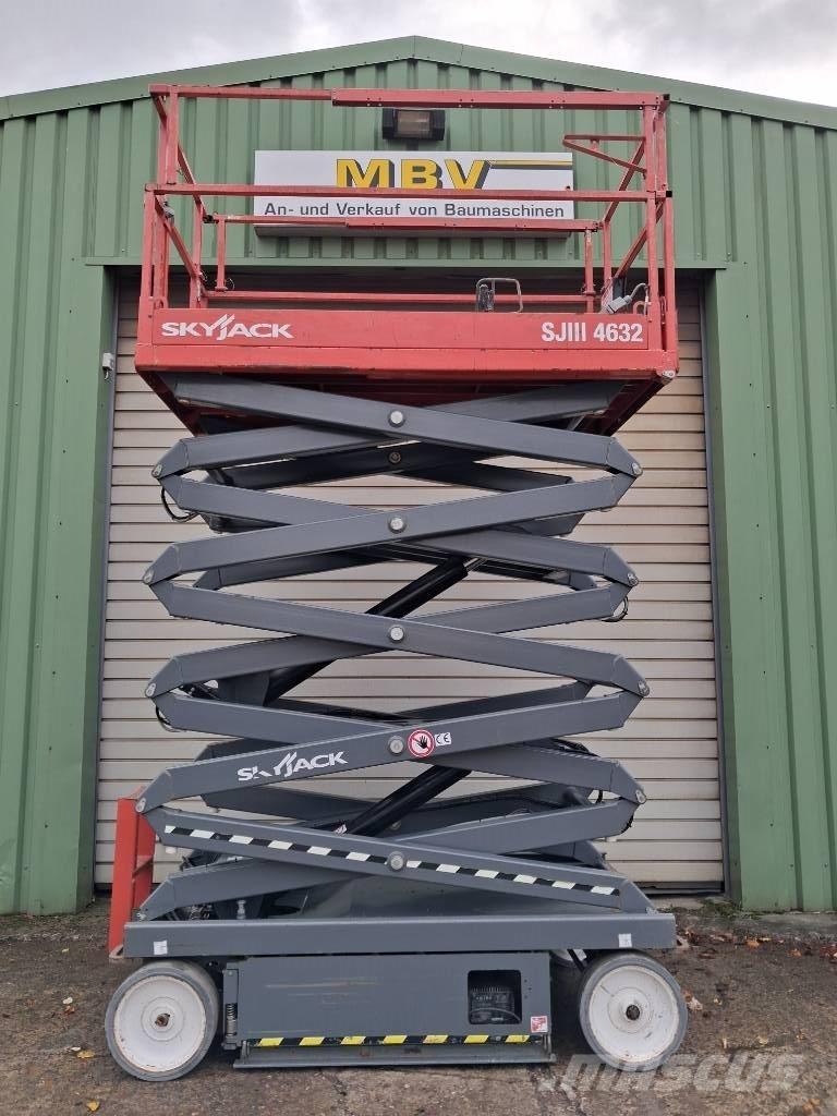 SkyJack SJ III 4632 Schaarhoogwerkers