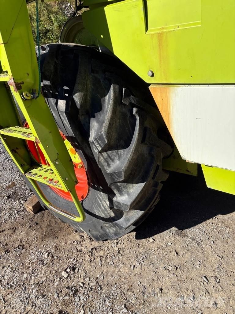 CLAAS Dominator 68 Maaidorsmachines