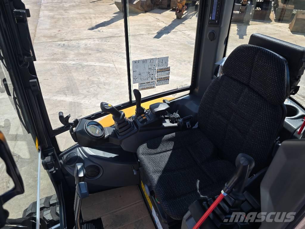 CASE CX25D Minigraafmachines < 7t