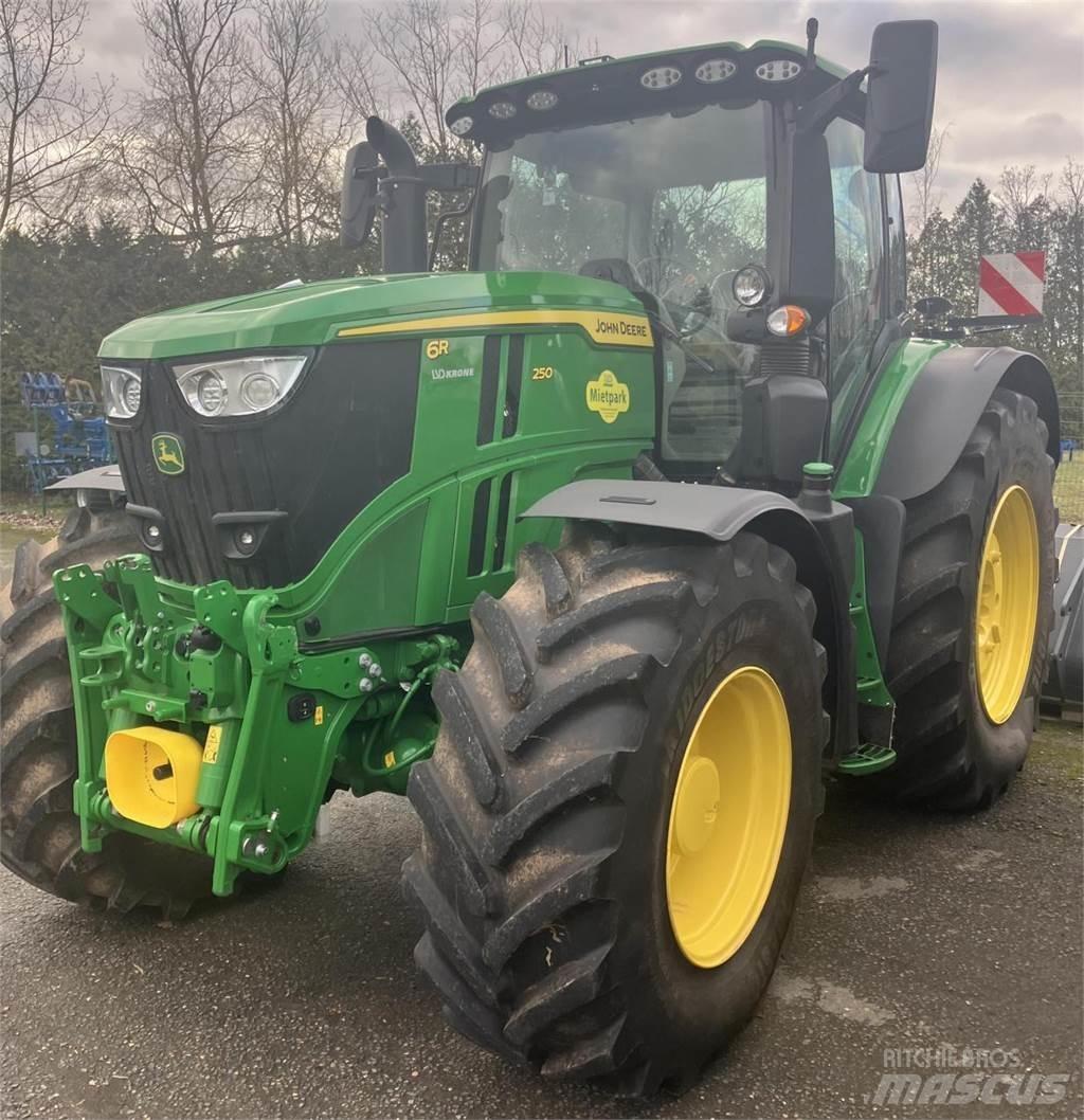 John Deere 6R 250 Tractoren