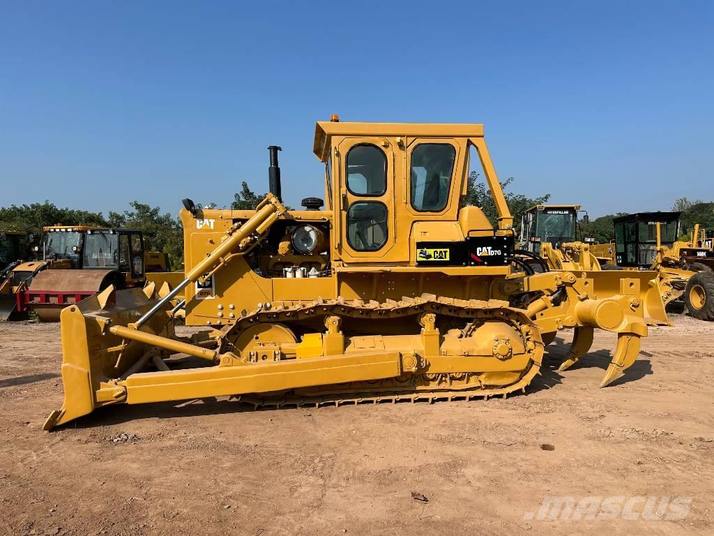 CAT D7G Rupsdozers