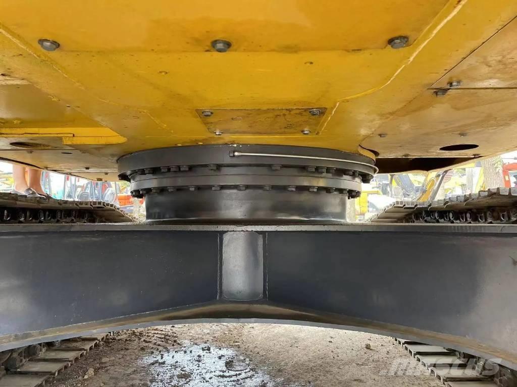 Komatsu PC240-8 Rupsgraafmachines