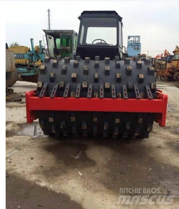 Dynapac CA 30 D Trilrolwalsen