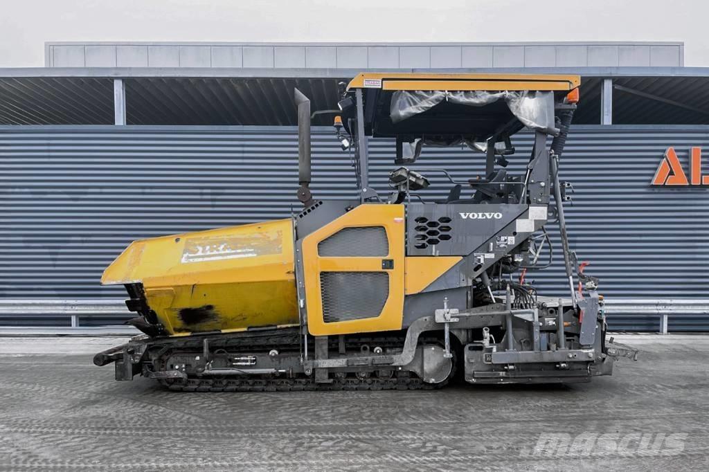 Volvo P7820C Asfaltafwerkmachines