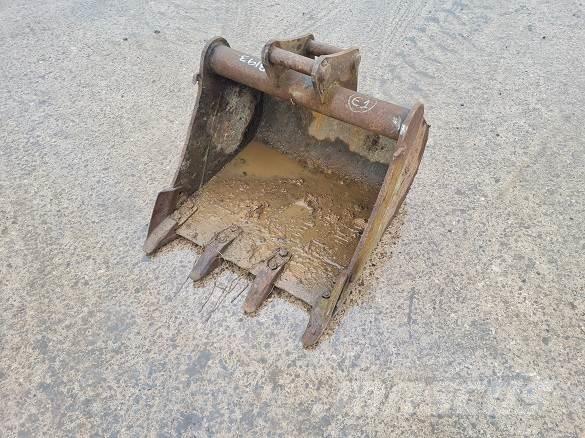  2' BUCKET, 35mm PINS Bakken