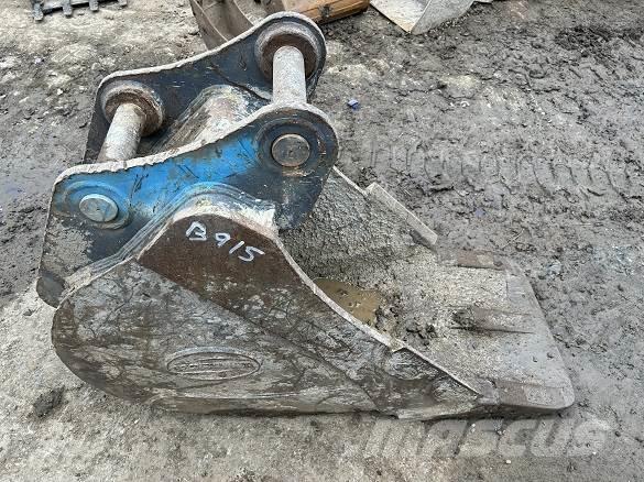  2' BUCKET, 65mm PINS Bakken