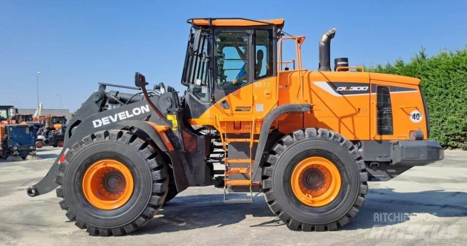 Doosan DL300-5 Wielladers