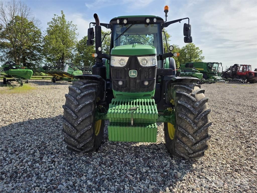 John Deere 6155M Tractoren