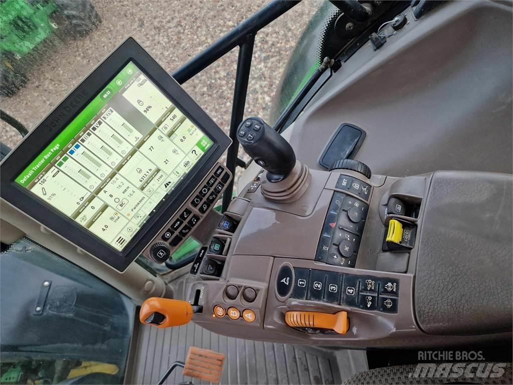 John Deere 6215R Tractoren