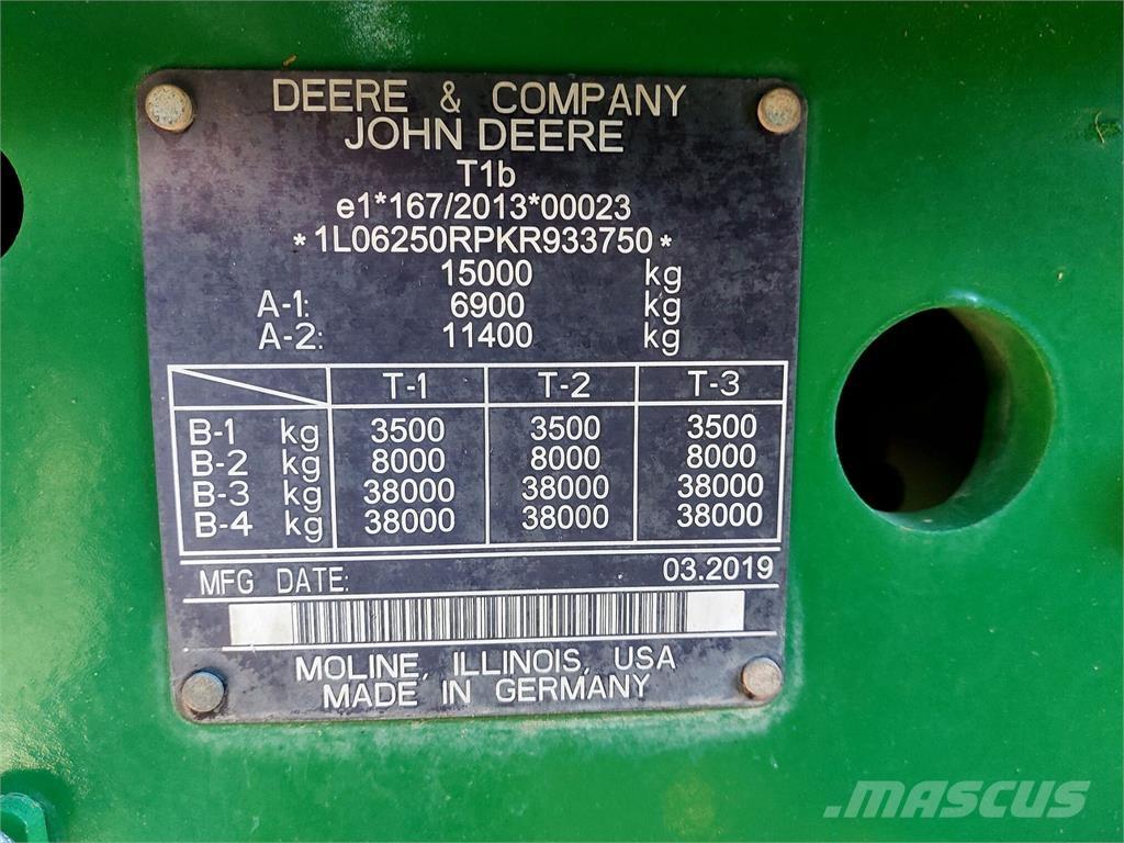John Deere 6250R Tractoren