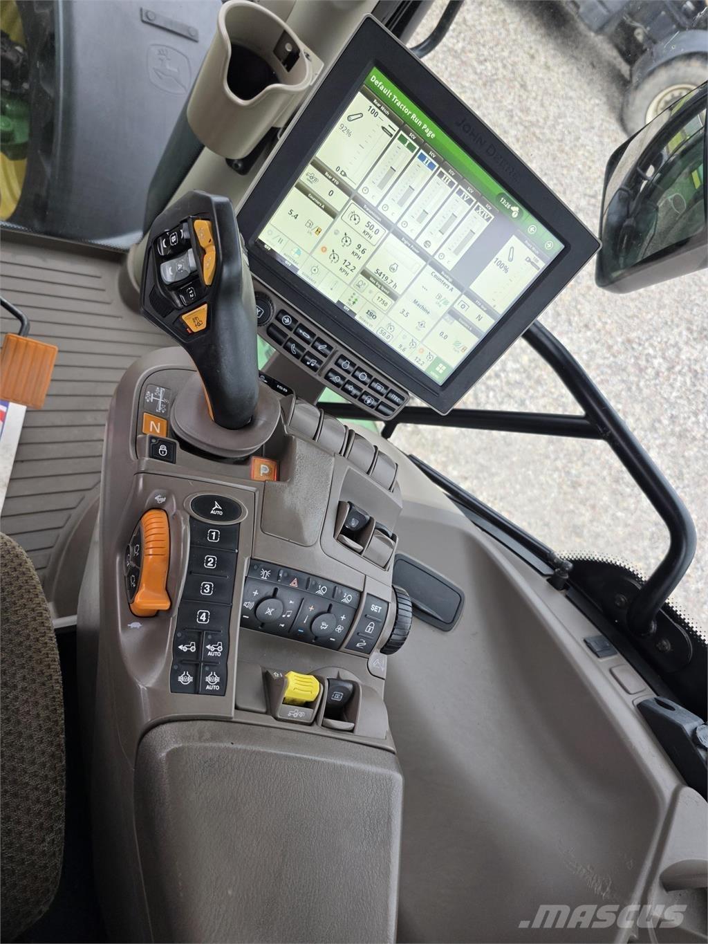 John Deere 6250R Tractoren