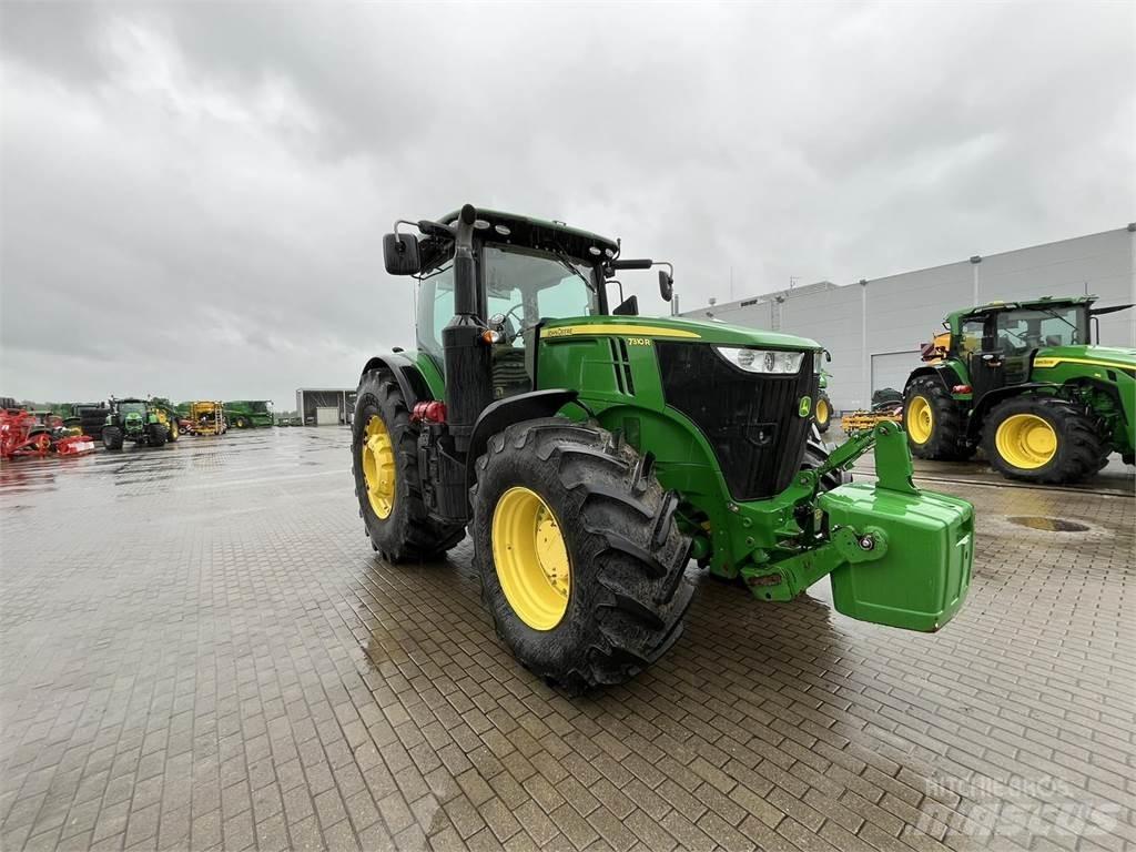 John Deere 7310R Tractoren