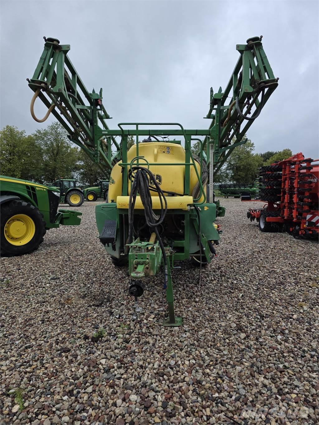 John Deere 732 Wijngaardspuiten