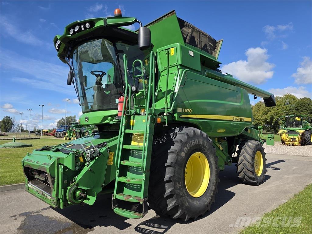 John Deere T670 Maaidorsmachines