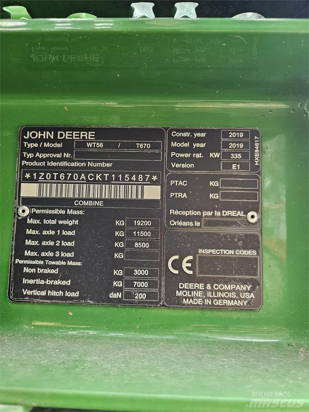 John Deere T670i Maaidorsmachines