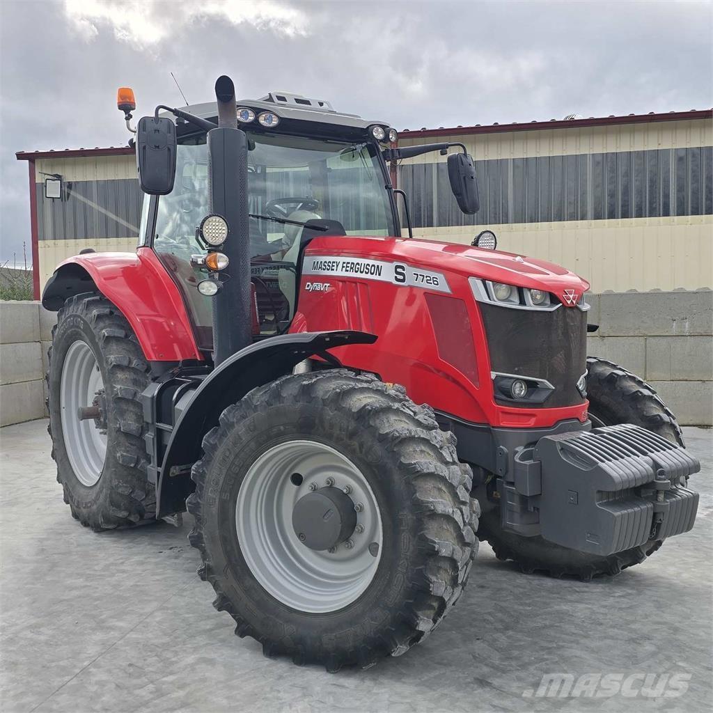 Massey Ferguson 7726 Tractoren