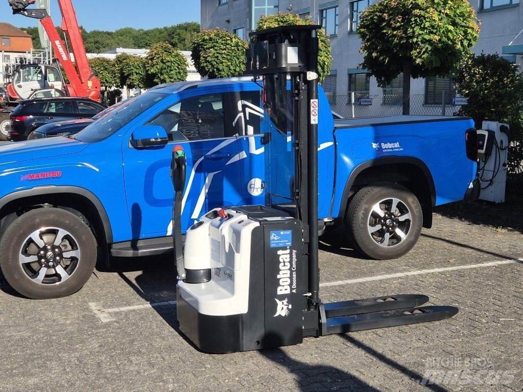 Bobcat BSL16N-I Meeloop stapelaar