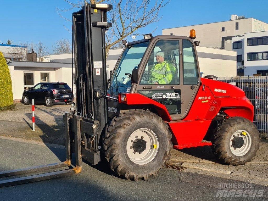Manitou M50.4 Vorkheftruck voor zwaar terrein