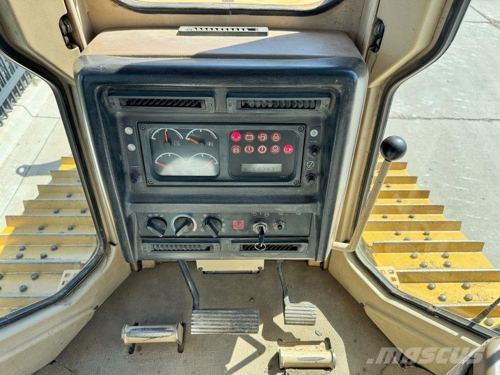CAT D5M XL Rupsdozers