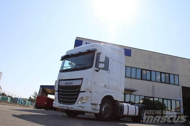 DAF XF 460 FT 24DT Trekkers
