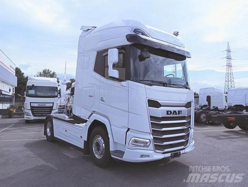 DAF XG+ 530 TRATTORE Trekkers