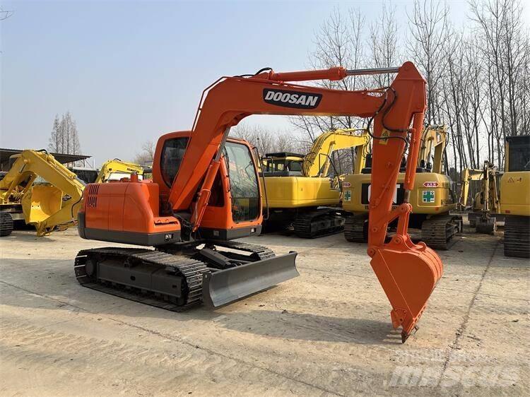 Doosan DX 75 Minigraafmachines < 7t