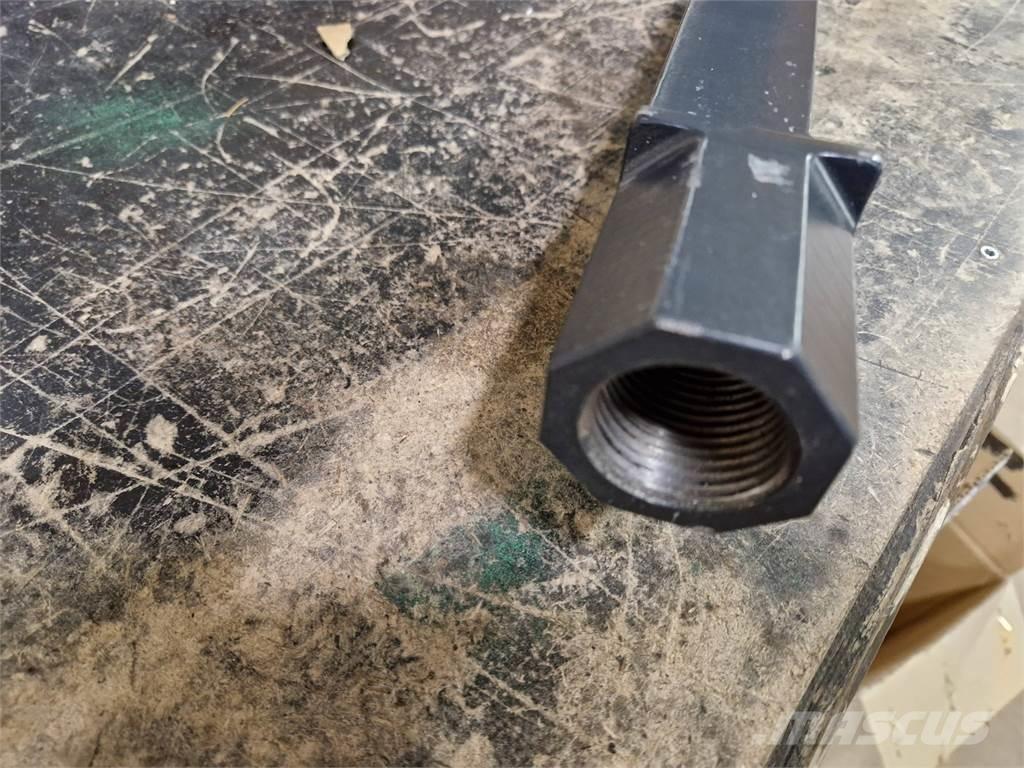 Ponsse P11587 Uitrijwagenkranen