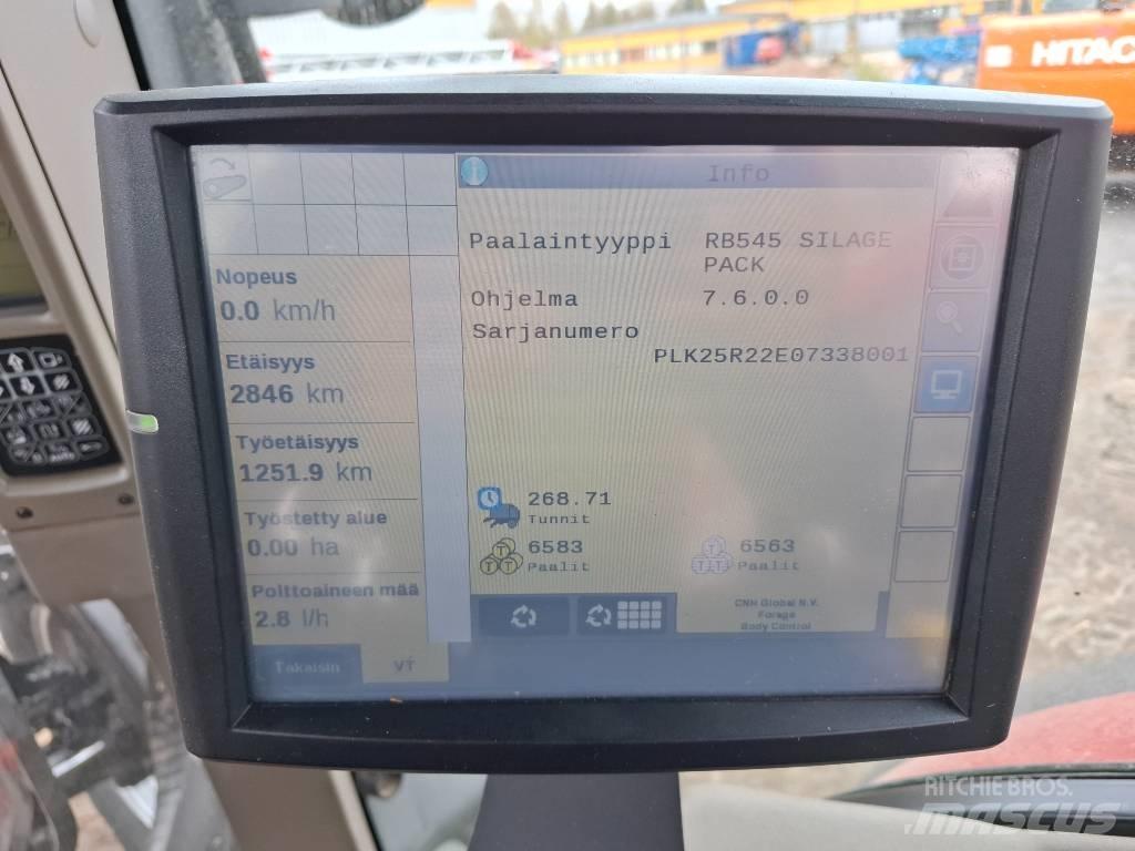 Case IH RB 545 Ronde-balenpersen
