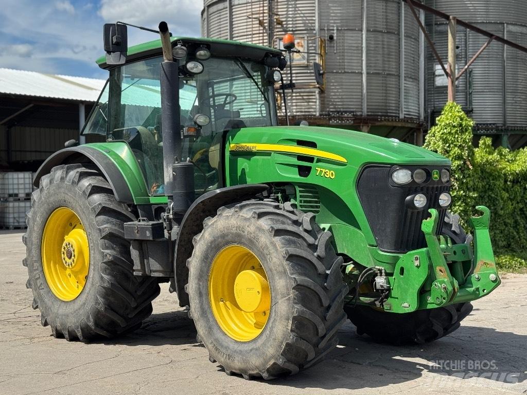 John Deere 7730 AQ Tractoren