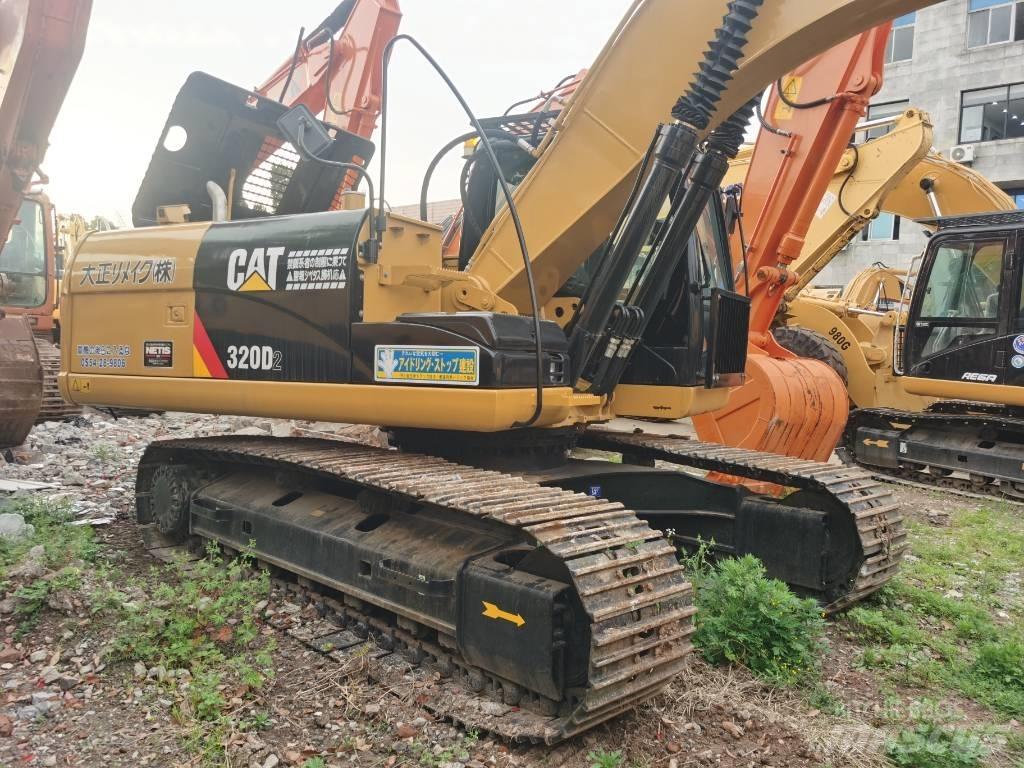 CAT 320 D2 Rupsgraafmachines