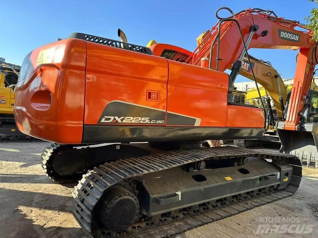Doosan DX 225 LC Minigraafmachines < 7t