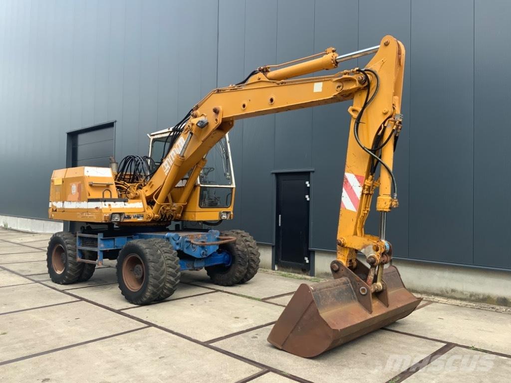 Liebherr A 900 C Wielgraafmachines