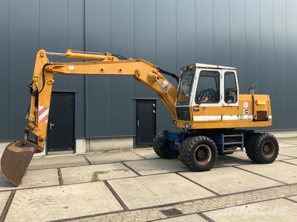 Liebherr A 900 C Wielgraafmachines
