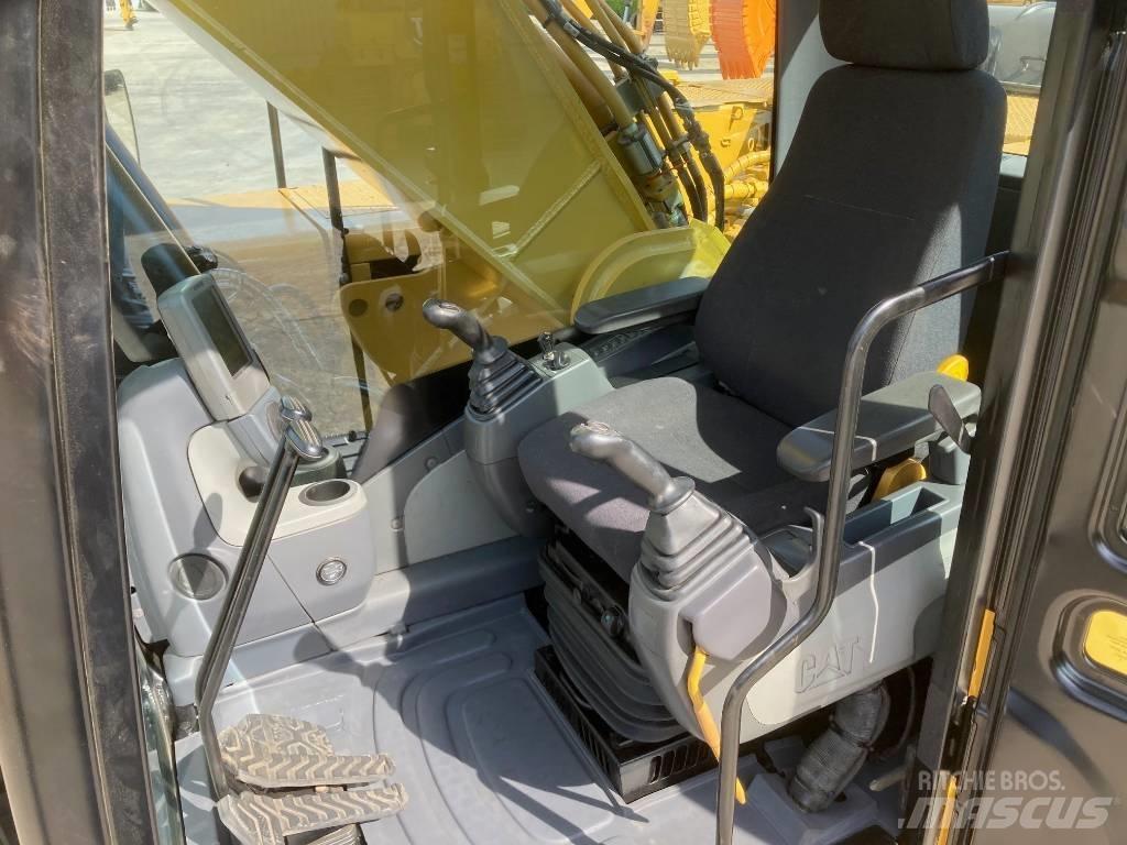 CAT 330 D L Rupsgraafmachines